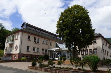 Verwaltungsgebäude Standort Wolfstein (6).JPG