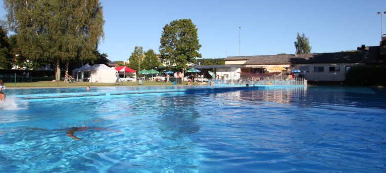 Schwimmbad Jettenbach